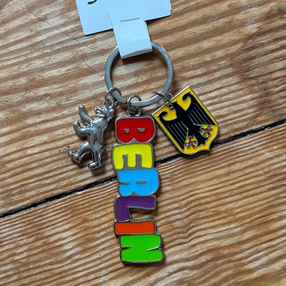 Colorful Silver Berlin Souvenir Keychain Germany Keyring
